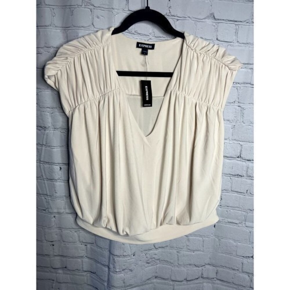 EXPRESS LADIES IVORY COLORED PLEATED CROPPED SHIRT SZ (L) NEW WITH TAGS